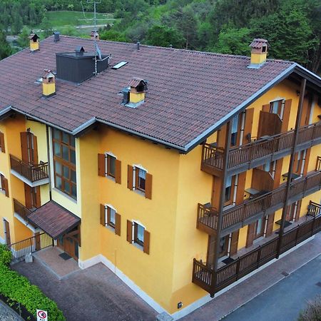 Апарт отель Residenza Arcobaleno Тенно Экстерьер фото